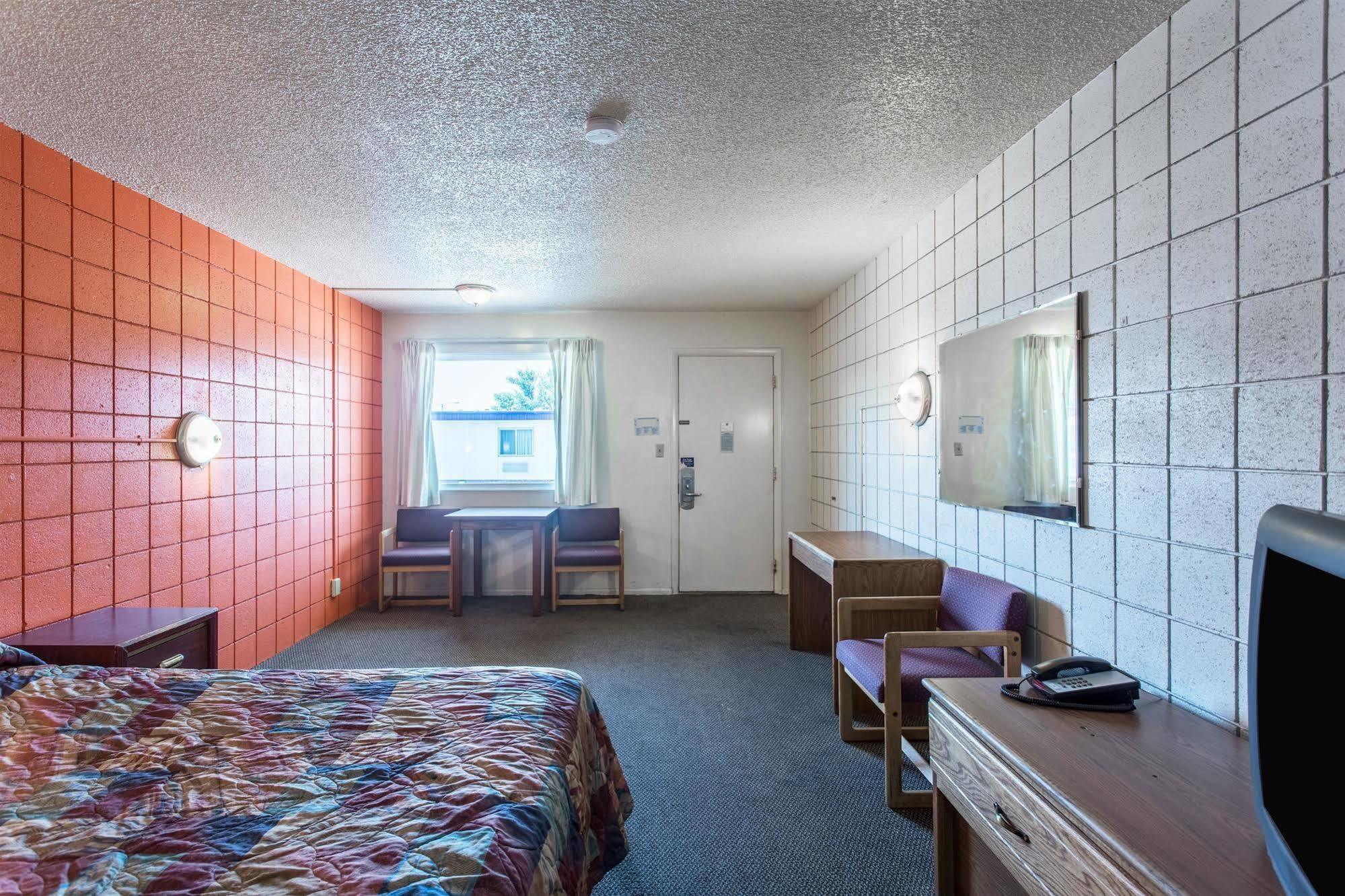 Budget Inn Missoula East المظهر الخارجي الصورة