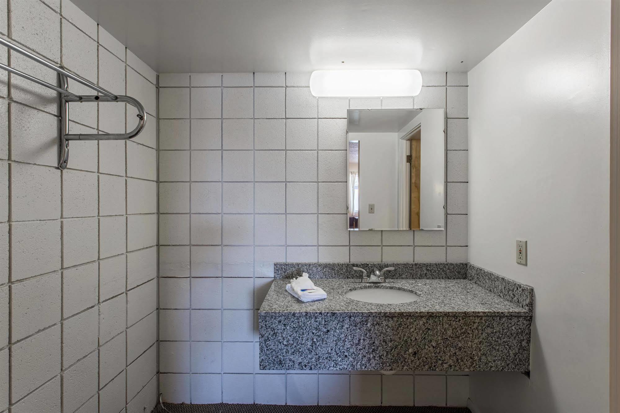 Budget Inn Missoula East المظهر الخارجي الصورة